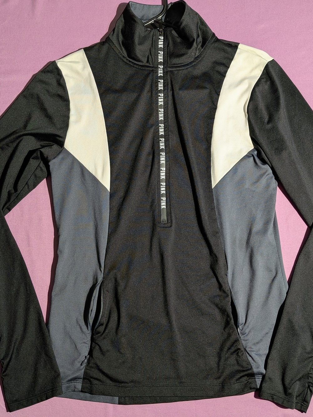 ✨ GORGEOUS Victoria’s Secret PINK Half-Zip Pullover! ✨Medium